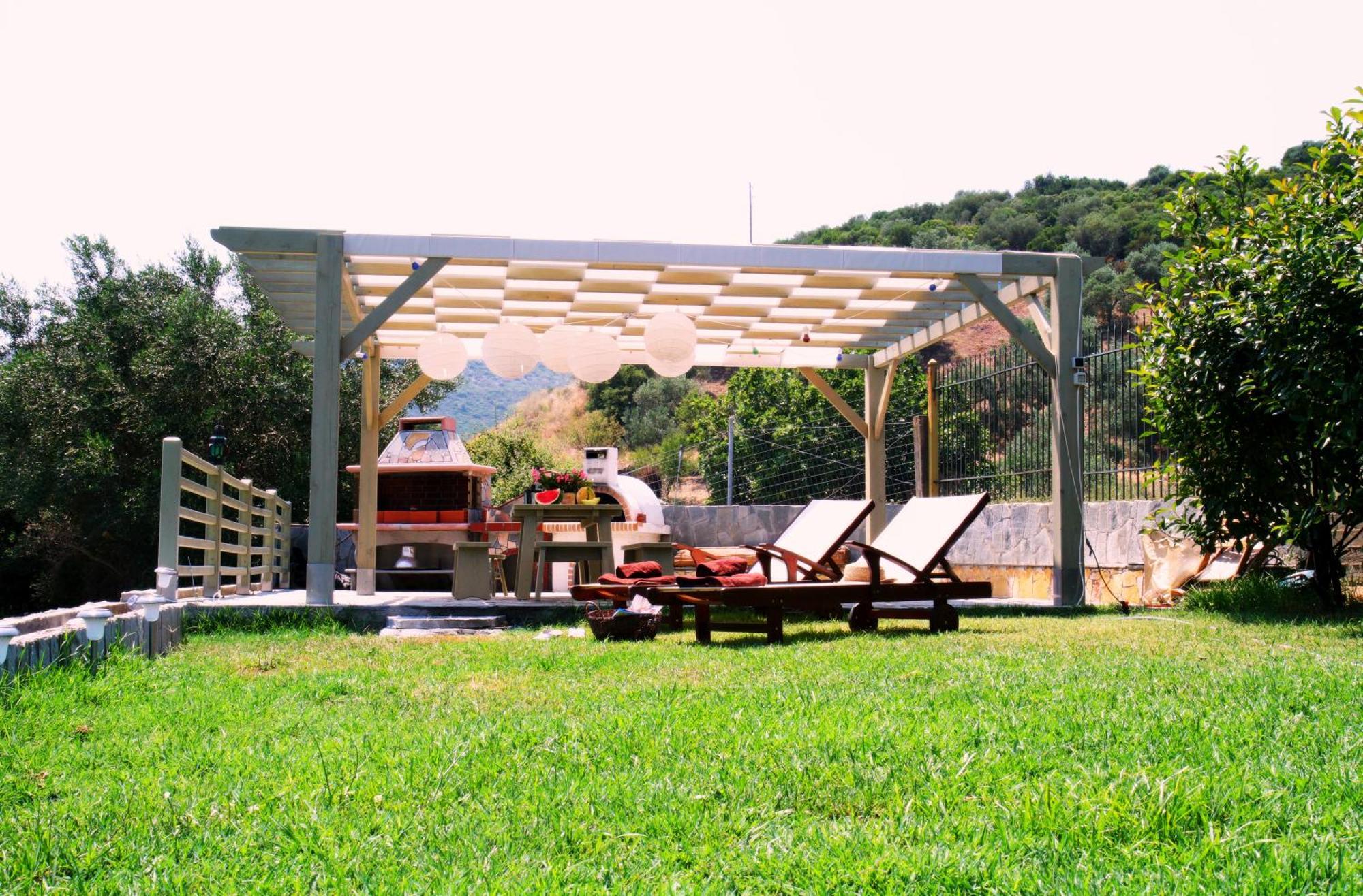Niriides Hotel Porto Koufo Exterior photo