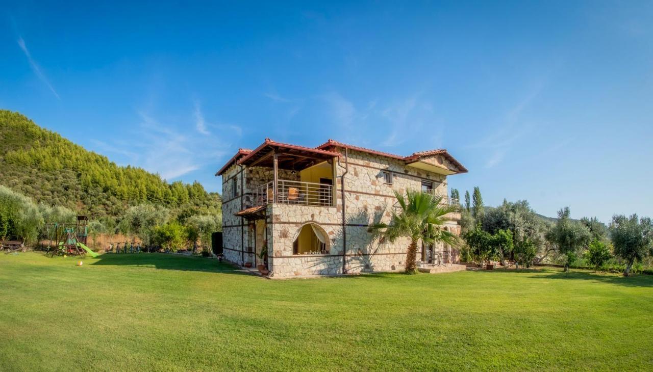Niriides Hotel Porto Koufo Exterior photo