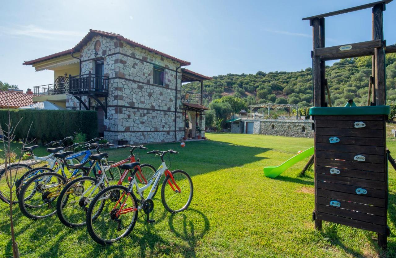 Niriides Hotel Porto Koufo Exterior photo
